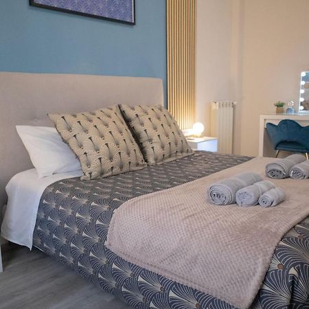 Sara'S Home - Modern Apartment Near Metro, Perfect For Families And Groups In Rom Exteriör bild