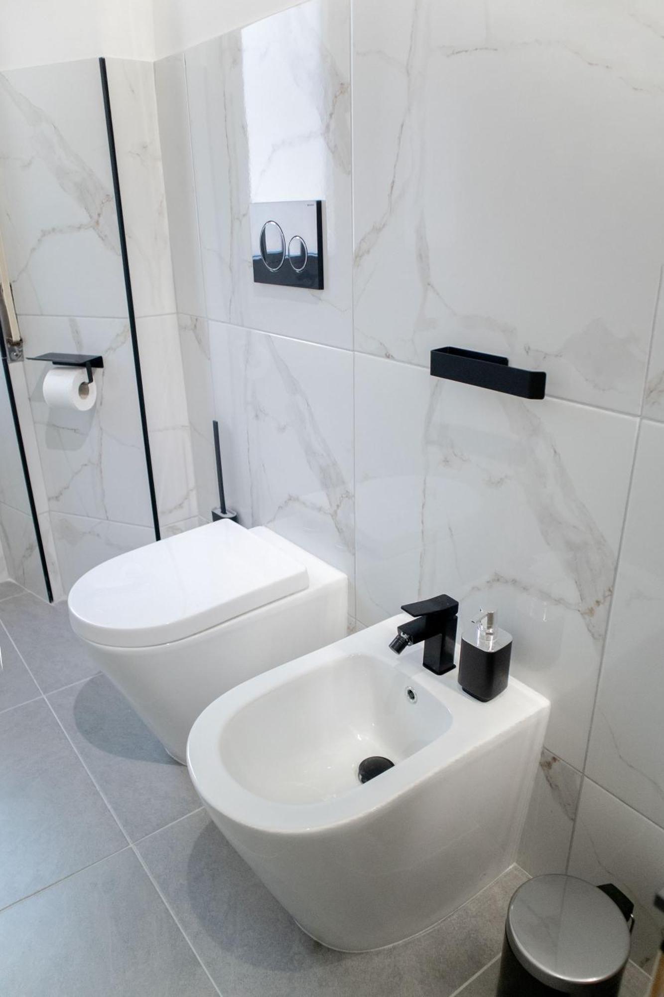 Sara'S Home - Modern Apartment Near Metro, Perfect For Families And Groups In Rom Exteriör bild
