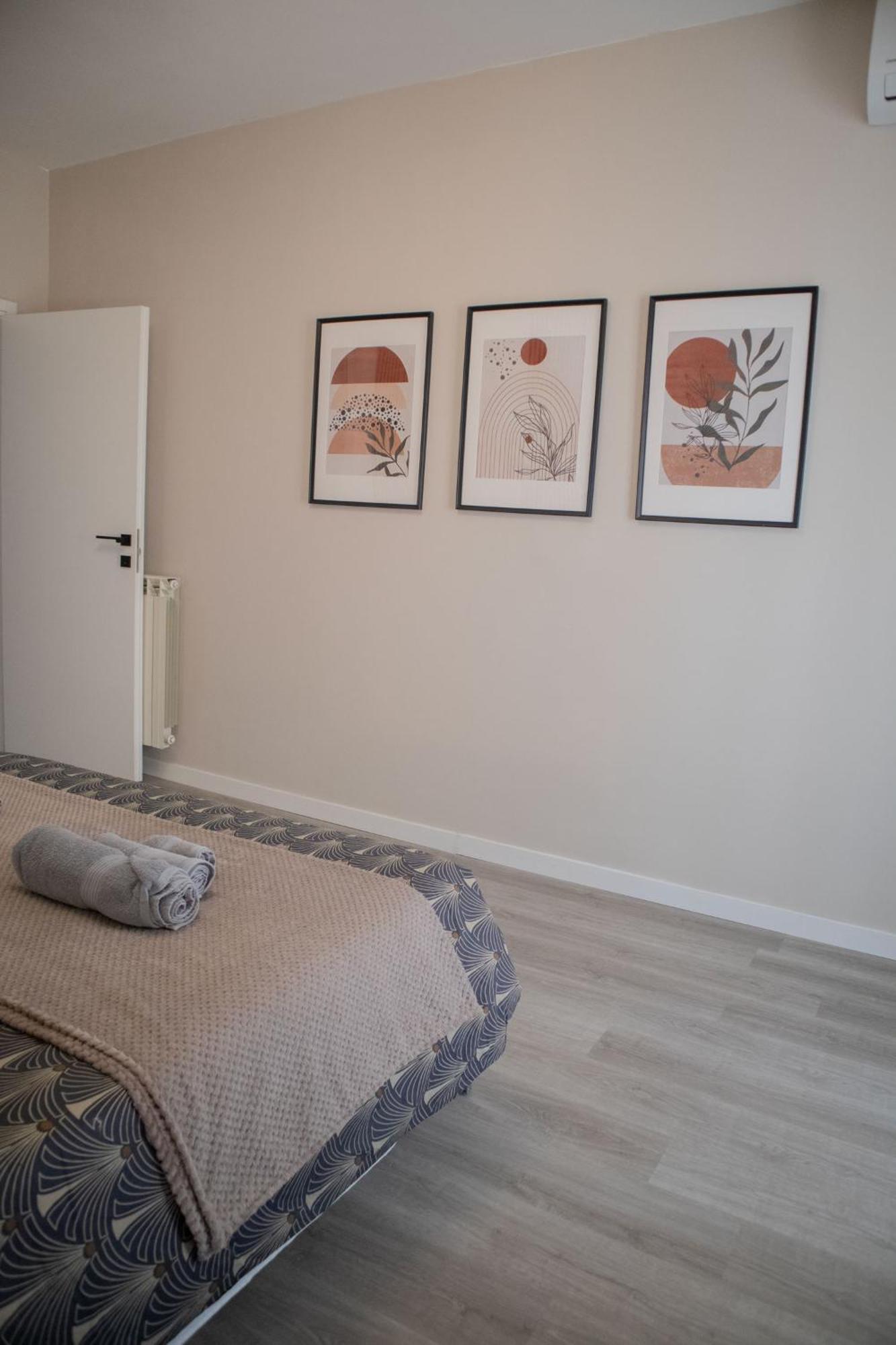Sara'S Home - Modern Apartment Near Metro, Perfect For Families And Groups In Rom Exteriör bild