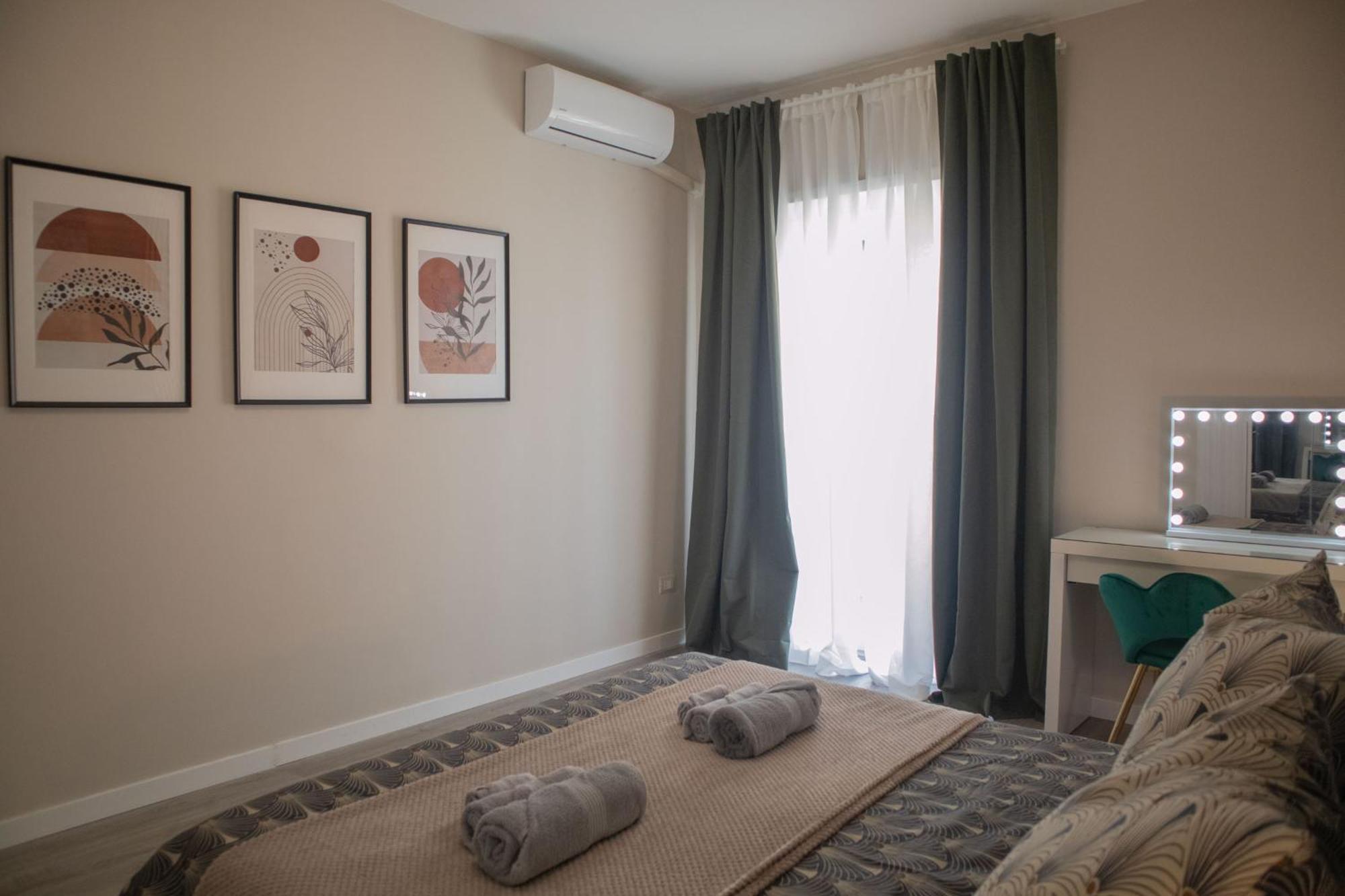 Sara'S Home - Modern Apartment Near Metro, Perfect For Families And Groups In Rom Exteriör bild