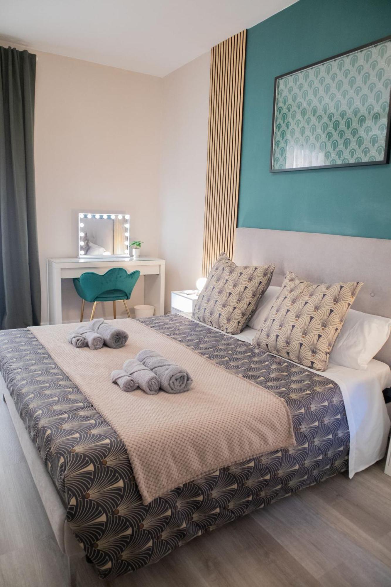 Sara'S Home - Modern Apartment Near Metro, Perfect For Families And Groups In Rom Exteriör bild